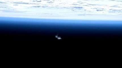 ATV-5_reentry_seen_from_space_large