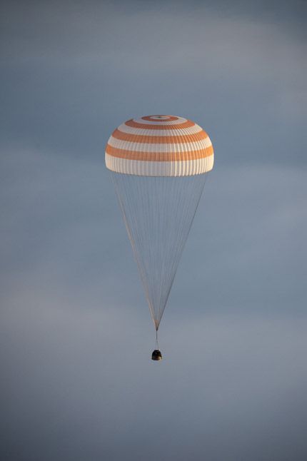 Expedition 42 Soyuz TMA-14M Landing