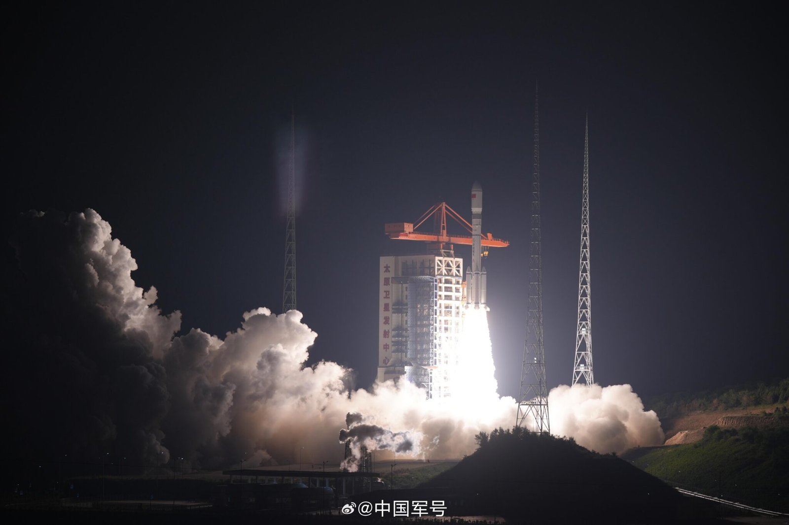Novo grupo de satélites Hulianwang Digui lançado a 17 de Agosto