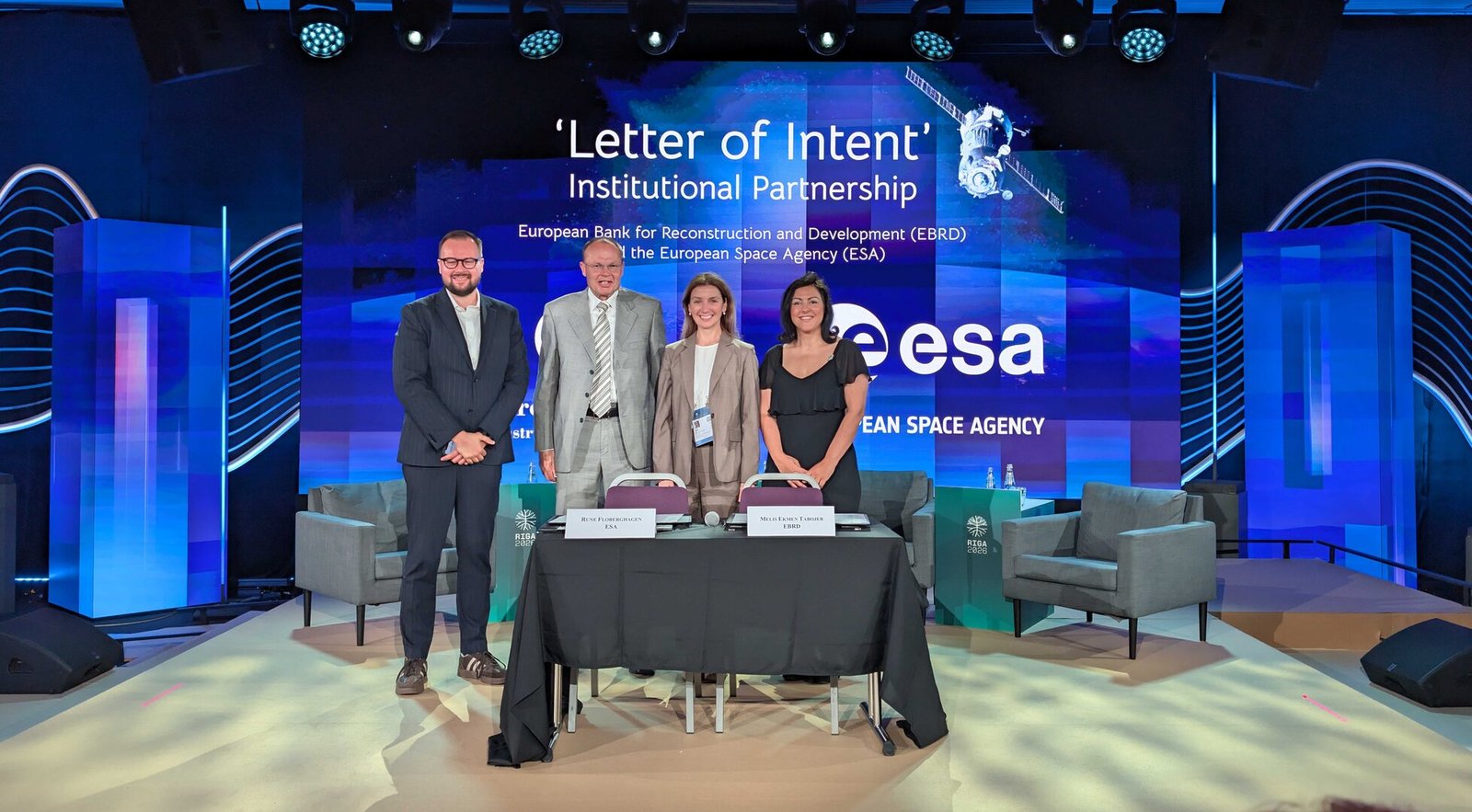 ESA e BERD para promover a observação da Terra para o desenvolvimento e financiamento de impacto