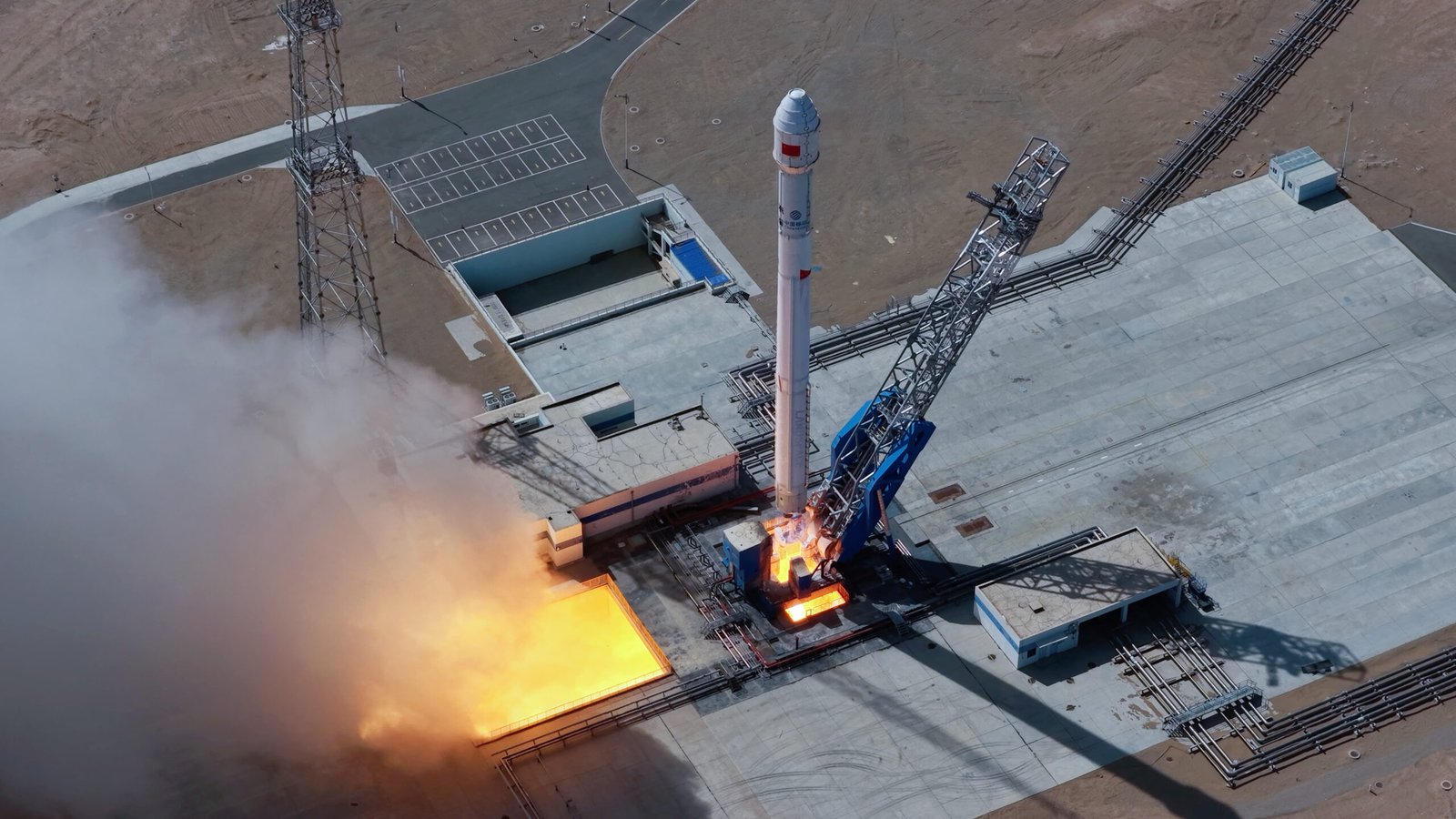 Versão melhorada do Zhuque-2E coloca dois satélites em órbita