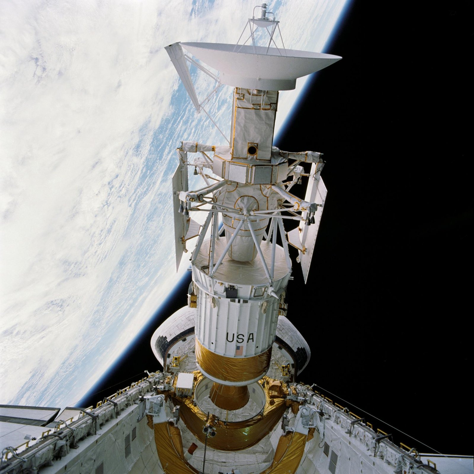 Memórias do passado: o programa do vaivém espacial (LVI)