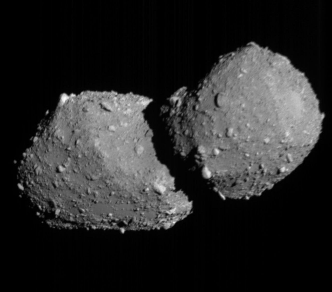 Hayabusa-2 sobrevoa asteroide Torifune