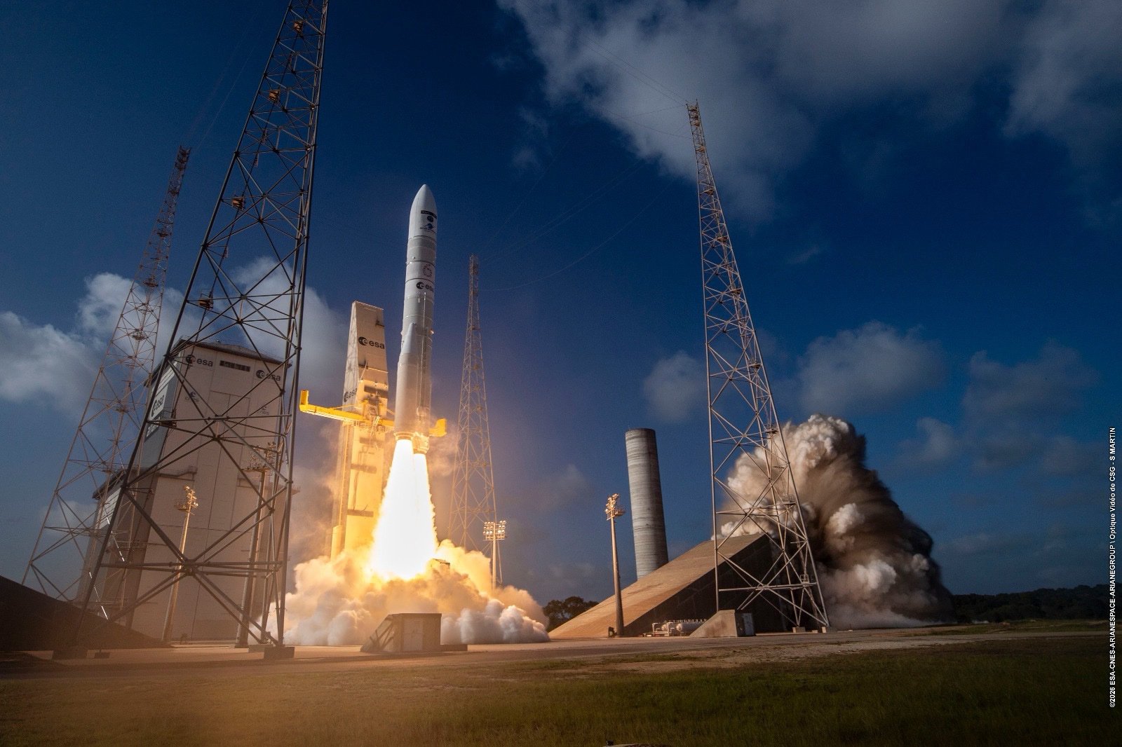 Satélite meteorológico lançado desde Kourou