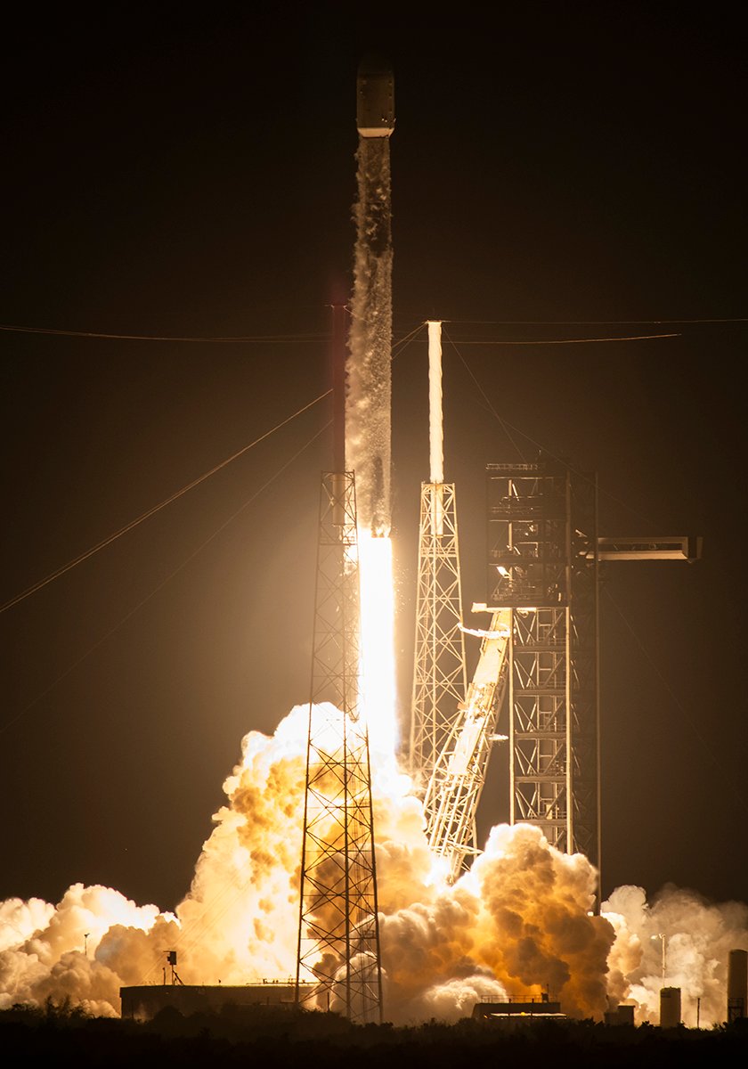 Três satélites BlueBird lançados desde Cabo Canaveral