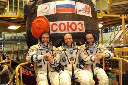 Soyuz TMA-10M 04